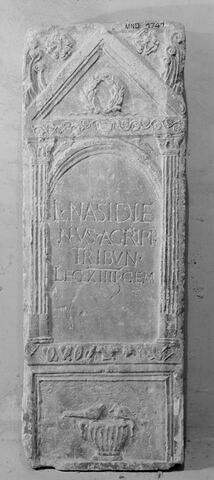 stèle ; inscription