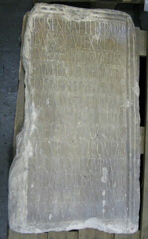 inscription, image 2/2