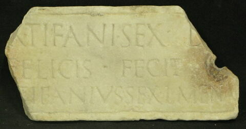 plaque de loculus ; inscription, image 2/2