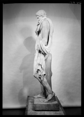 statue, image 31/33