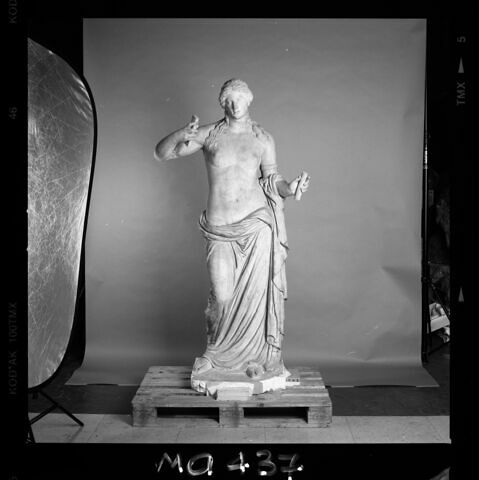 statue, image 19/22