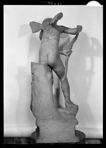 statuette, image 5/7