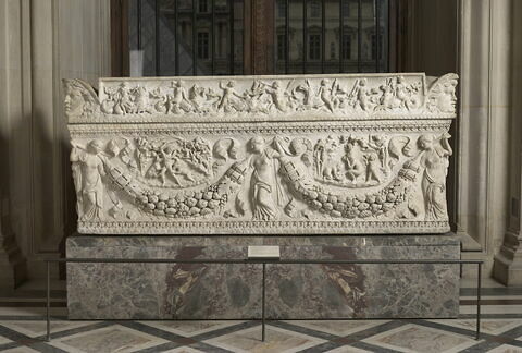 sarcophage ; couvercle de sarcophage