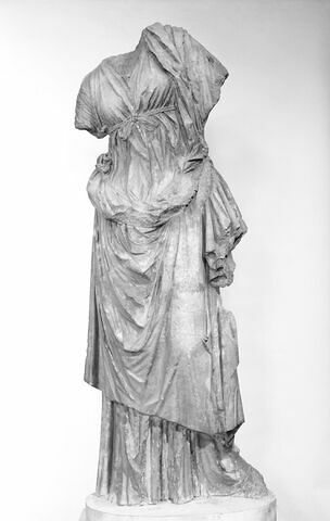 statue, image 10/10