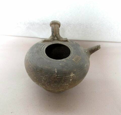 guttus, image 4/4