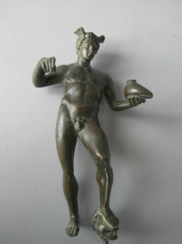 statuette