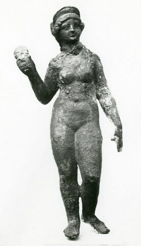 statuette