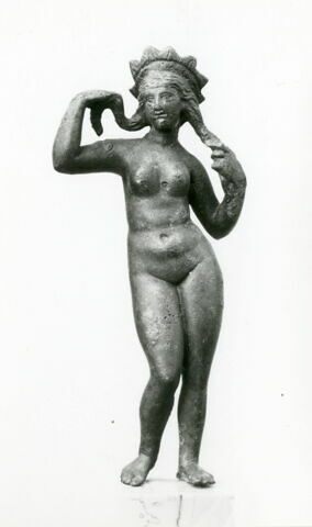 statuette