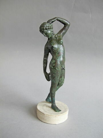 statuette