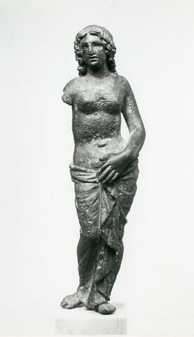 statuette