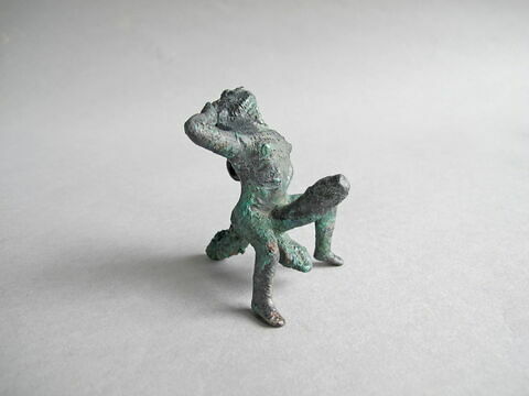 statuette ; amulette phallique