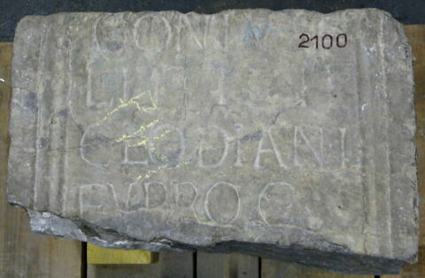 inscription, image 2/2