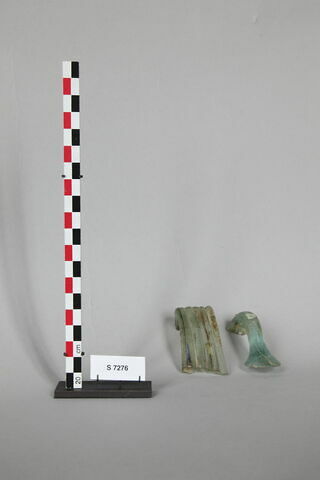 vase, image 2/7