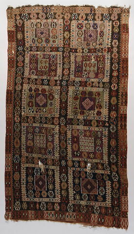 Tapis à décor géométrique (kilim)