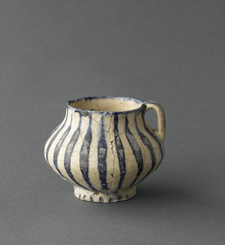 Petit pichet à boire (tasse), image 2/3