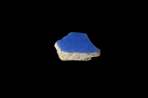 Fragment de vase bleu ciel