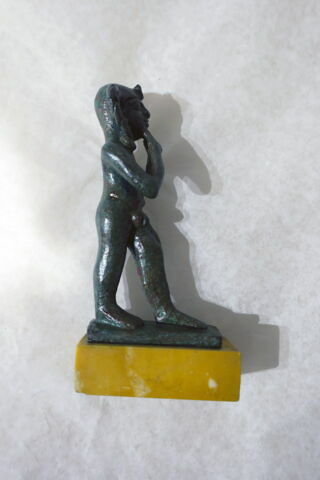 figurine