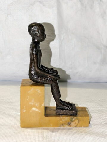 figurine, image 3/5