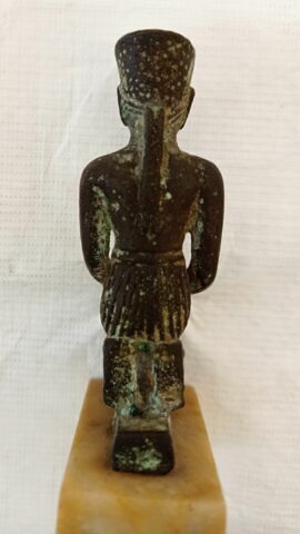 figurine, image 3/4