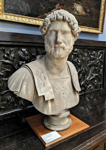 statue en buste