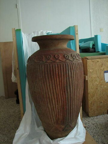 pithos, image 2/2