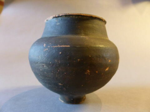 pot, image 2/2