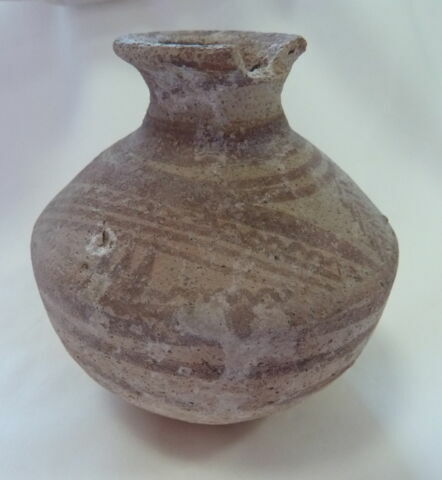 vase, image 2/2