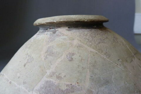 vase, image 8/10