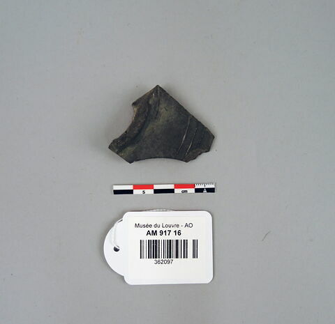 vase ; fragment