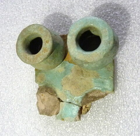 vase quadruple  ; vase, image 3/4