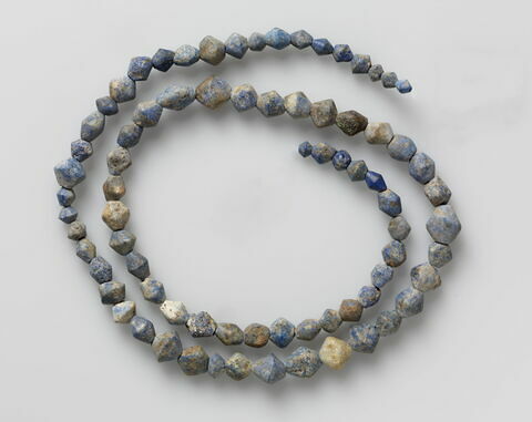 perles ; collier