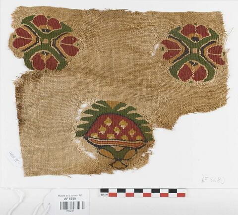 décor de textile ; fragment