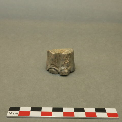 figurine, fragment