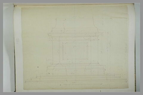 Elévation du piédestal de la statue équestre de Louis XV, image 2/2