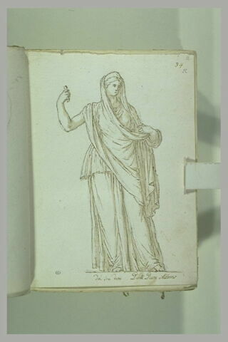 Femme debout, vue de face, drapée, la tête couverte d'un voile..., image 2/2