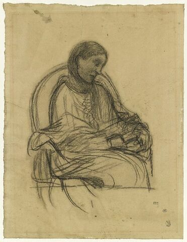 Femme assise dans un fauteuil, vue de trois quarts à droite, lisant