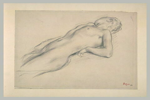 Femme nue, étendue sur le dos, image 2/2