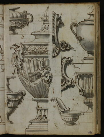 Feuille d'études de vases, image 2/2