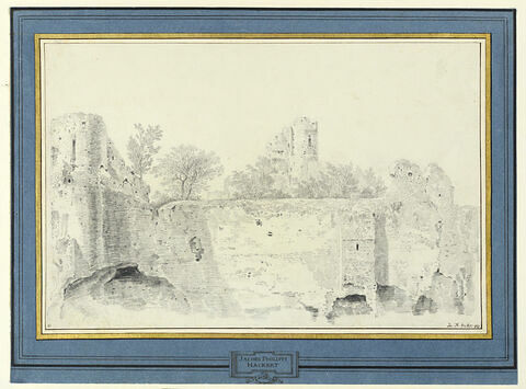 Vue d'un château fort en ruines, image 3/4