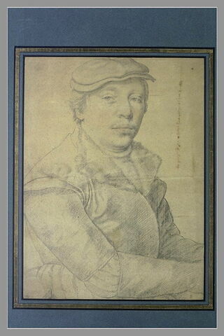 Portrait de jeune homme, vu à mi-corps, image 2/2