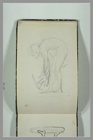 Figure nue, penchée en avant, image 2/2