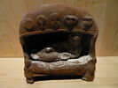 figurine, image 2/3