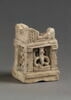 brûle-parfum  ; autel à cornes  ; maquette de maison, image 1/2