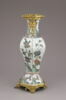 Vase en porcelaine du Japon à six pans, d'une paire (avec OA 5489 2), image 3/16