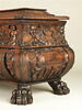 Coffre en forme de sarcophage, image 6/10