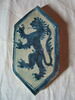 Carreau hexagonal : Lion rampant (armoiries des Caracciolo), image 1/3