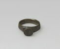 Bague, image 1/8