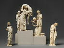 Statuette provenant du groupe représentant la Descente de Croix : saint Jean, image 2/12