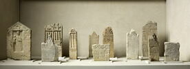 stèle ; objet funéraire, image 2/3