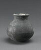 vase, image 2/2